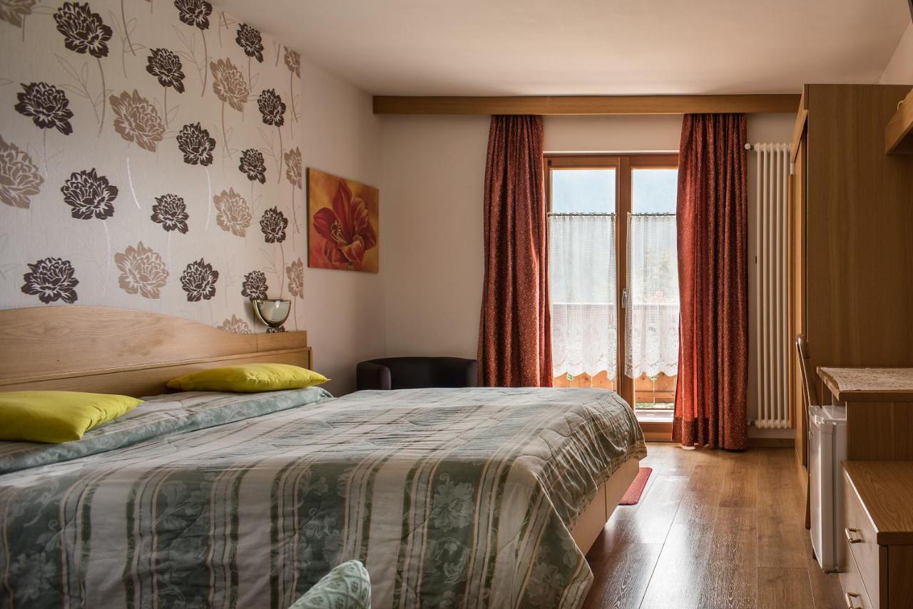 Hotel Sonne Sole Vigo di Fassa Exteriör bild
